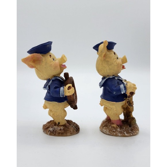 Sailor Pig figurines with anchor, helm. LOT OF 2 Resin 2.5in tall. Vintage Farm - Picture 3 of 13